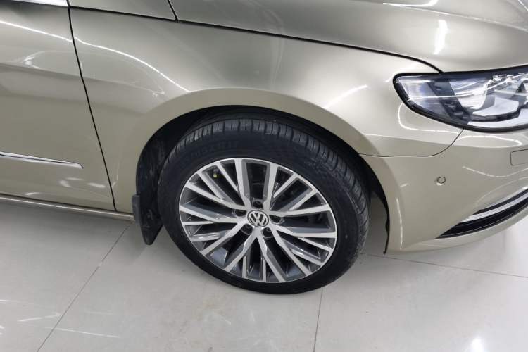 Used Volkswagen FAW-Volkswagen CC 2016 1.8TSI Luxury Model Exterior 4