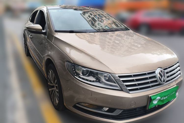 Used Volkswagen FAW-Volkswagen CC 2016 1.8TSI Luxury Model Front Right 45 Deg