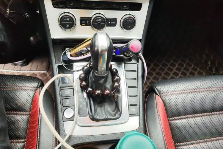 Used Volkswagen FAW-Volkswagen CC 2016 1.8TSI Luxury Model Gear Lever