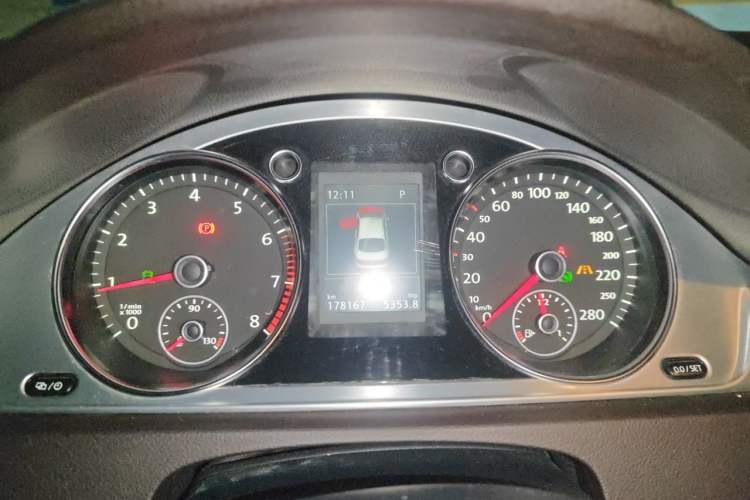 Used Volkswagen FAW-Volkswagen CC 2016 2.0 TSI Ultimate Edition Instrument Cluster