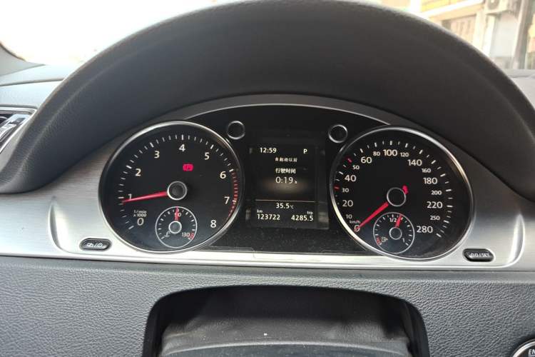 Used Volkswagen FAW-Volkswagen CC 2016 2.0 TSI Luxury Model Instrument Cluster