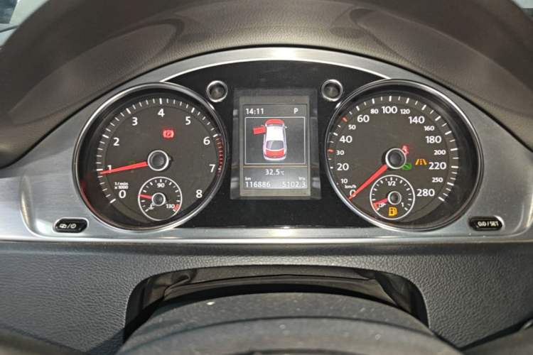 Used Volkswagen FAW-Volkswagen CC 2016 2.0 TSI Ultimate Edition Instrument Cluster