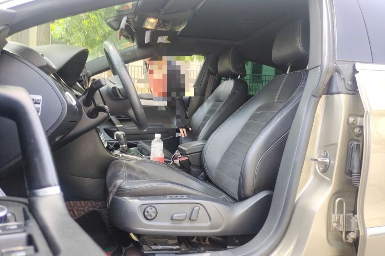 Used Volkswagen FAW-Volkswagen CC 2016 2.0 TSI Luxury Model Left Front Seat