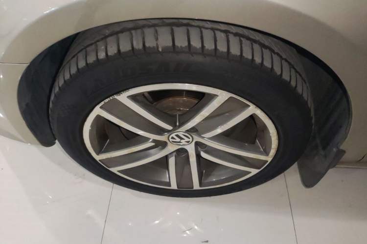 Used Volkswagen FAW-Volkswagen CC 2016 1.8TSI Prestige Model Left Front Wheel Hub