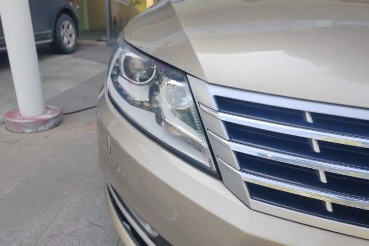 Used Volkswagen FAW-Volkswagen CC 2016 2.0 TSI Luxury Model Right Front Headlight