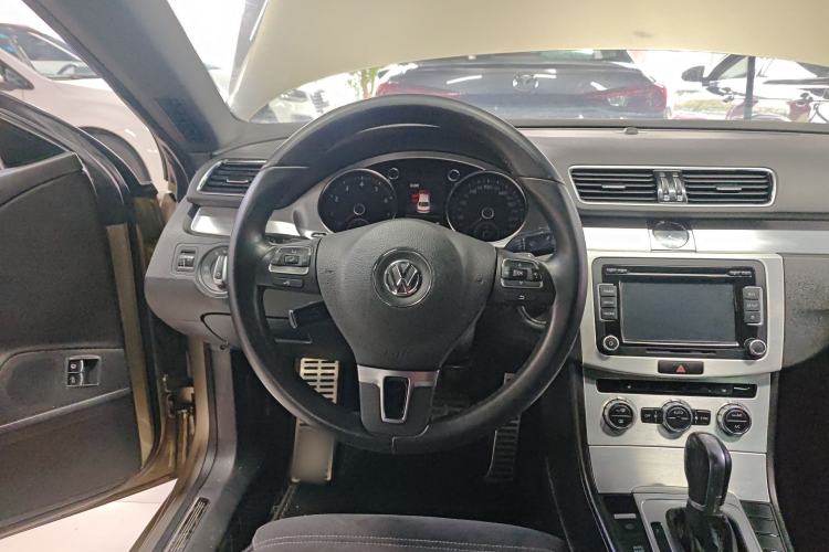Used Volkswagen FAW-Volkswagen CC 2016 1.8TSI Luxury Model Steering Wheel