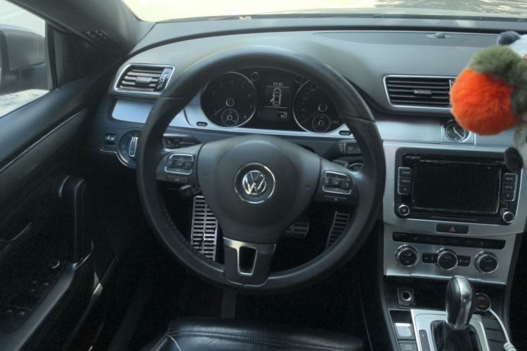 Used Volkswagen FAW-Volkswagen CC 2016 1.8TSI Prestige Model Steering Wheel