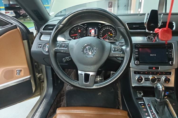 Used Volkswagen FAW-Volkswagen CC 2016 2.0 TSI Ultimate Edition Steering Wheel