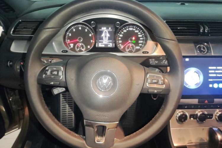 Used Volkswagen FAW-Volkswagen CC 2016 1.8TSI Prestige Model Steering Wheel
