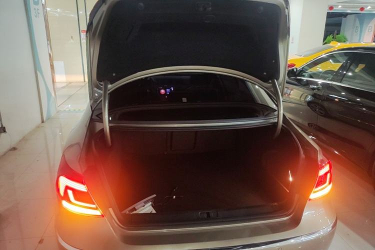 Used Volkswagen FAW-Volkswagen CC 2016 1.8TSI Prestige Model Trunk