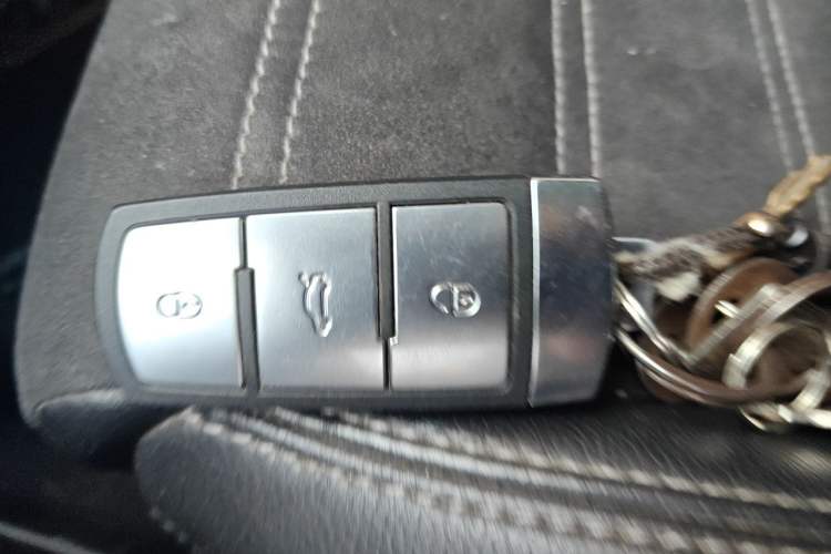 Used Volkswagen FAW-Volkswagen CC 2016 2.0 TSI Luxury Model Vehicle Key