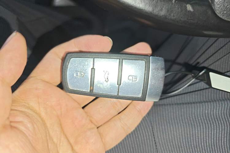 Used Volkswagen FAW-Volkswagen CC 2016 2.0 TSI Ultimate Edition Vehicle Key