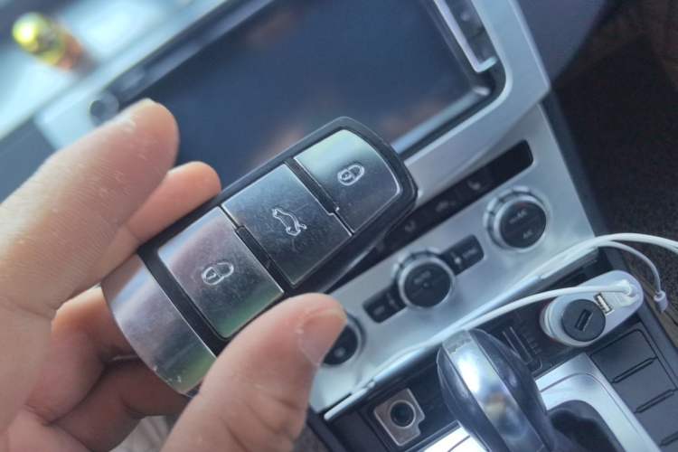 Used Volkswagen FAW-Volkswagen CC 2016 1.8TSI Prestige Model Vehicle Key