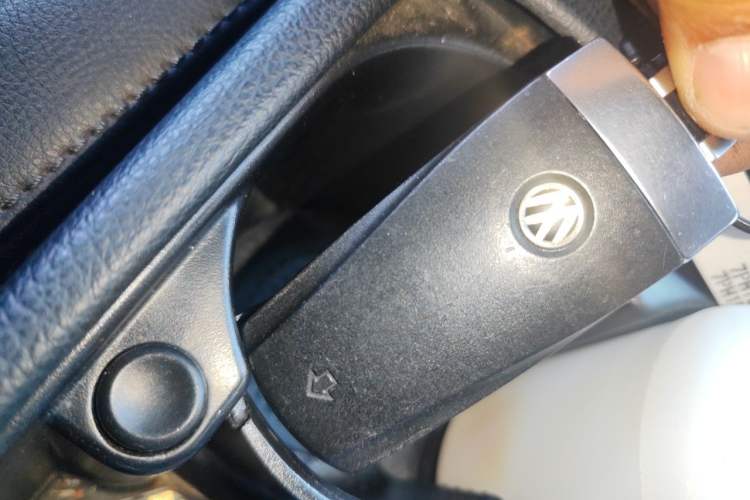 Used Volkswagen FAW-Volkswagen CC 2016 2.0 TSI Luxury Model Vehicle Key