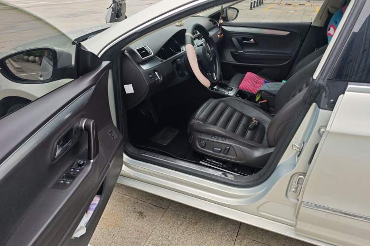 Used Volkswagen FAW-Volkswagen CC 2018 1.8TSI Luxury Model Driver Seat