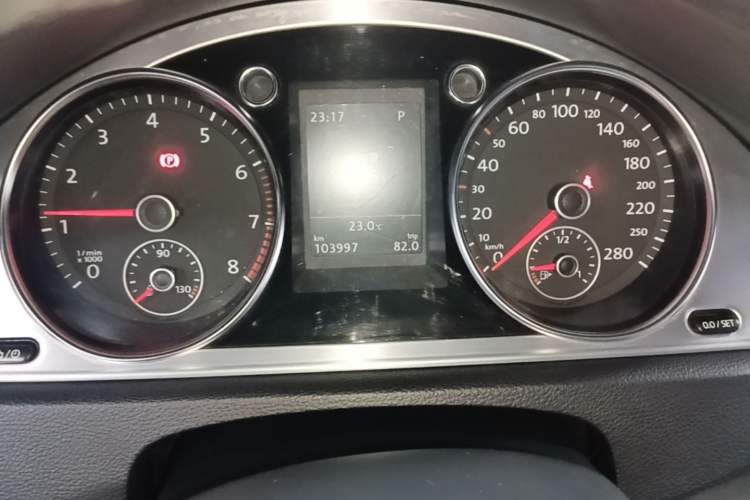Used Volkswagen FAW-Volkswagen CC 2018 1.8TSI Luxury Model Instrument Cluster