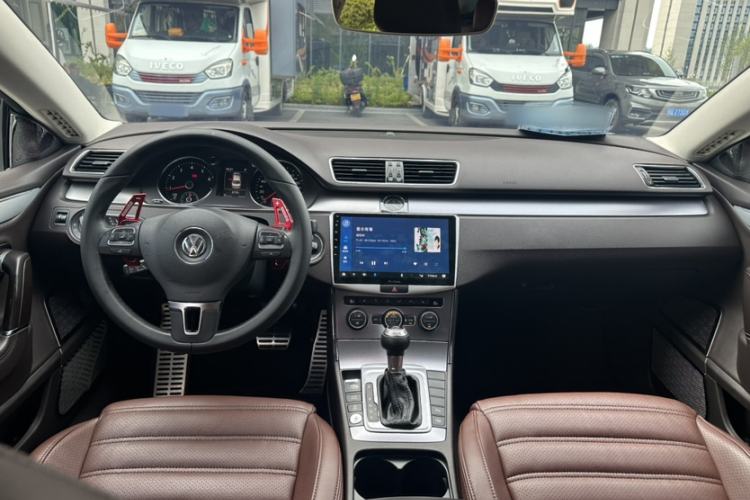 Used Volkswagen FAW-Volkswagen CC 2018 1.8TSI Luxury Model Interior 1