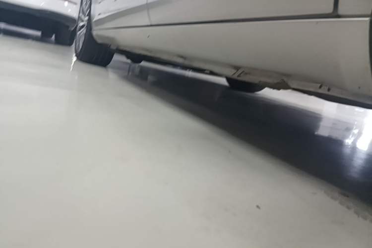 Used Volkswagen FAW-Volkswagen CC 2018 1.8TSI Luxury Model Left Side Sill
