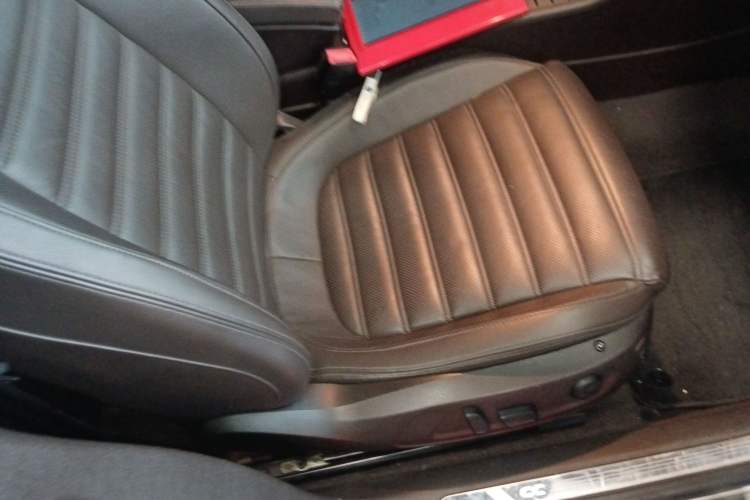Used Volkswagen FAW-Volkswagen CC 2018 1.8TSI Luxury Model Right Front Seat