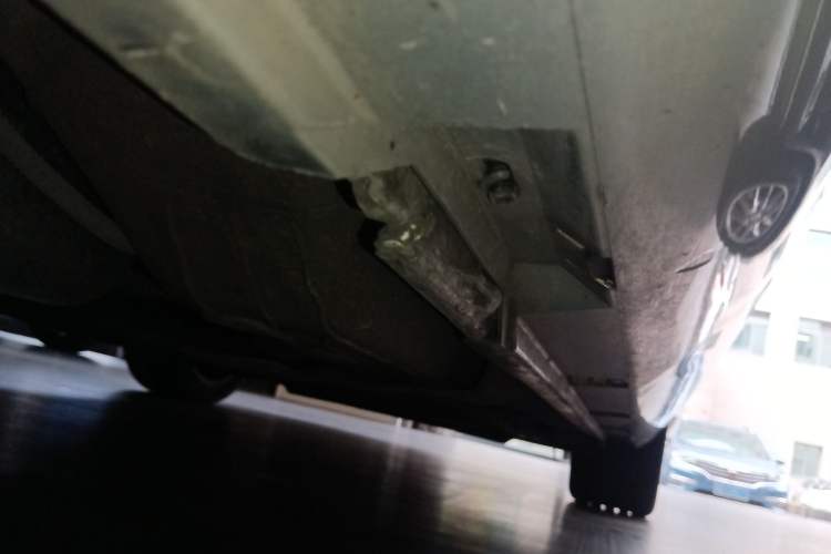 Used Volkswagen FAW-Volkswagen CC 2018 1.8TSI Luxury Model Right Side Sill
