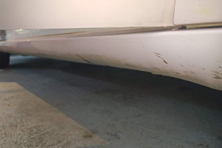 Used Volkswagen FAW-Volkswagen CC 2018 1.8TSI Luxury Model Right Side Sill