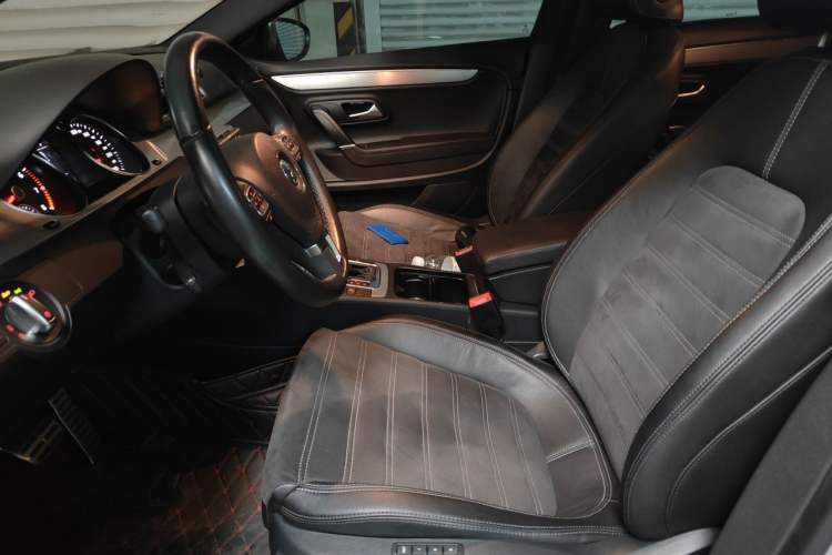 Used Volkswagen FAW-Volkswagen CC 2018 1.8TSI Prestige Model Left Front Seat
