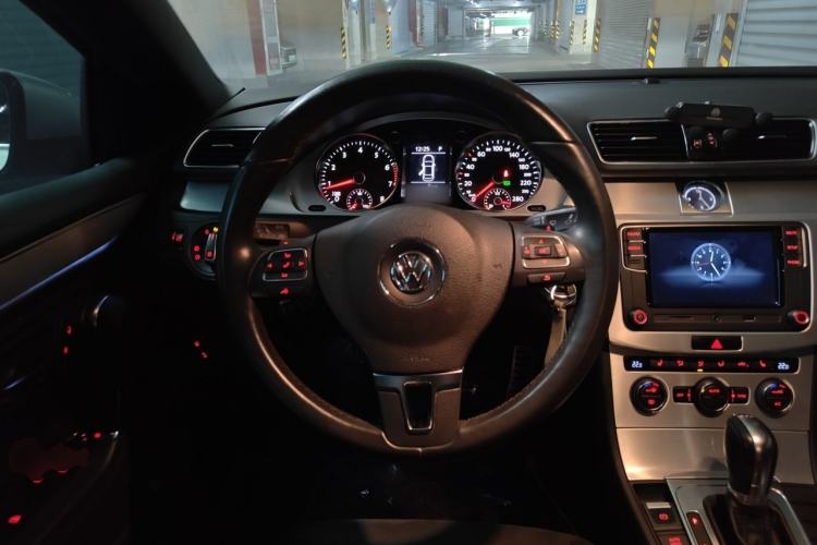 Used Volkswagen FAW-Volkswagen CC 2018 1.8TSI Prestige Model Steering Wheel