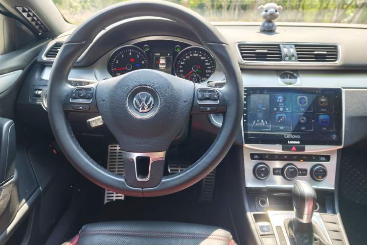 Used Volkswagen FAW-Volkswagen CC 2018 1.8TSI Luxury Model Audio And AC Panel