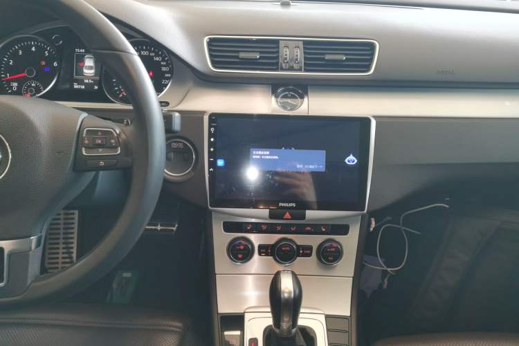 Used Volkswagen FAW-Volkswagen CC 2018 1.8TSI Luxury Model Audio And AC Panel