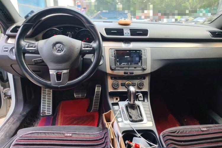 Used Volkswagen FAW-Volkswagen CC 2018 1.8TSI Prestige Model Center Console