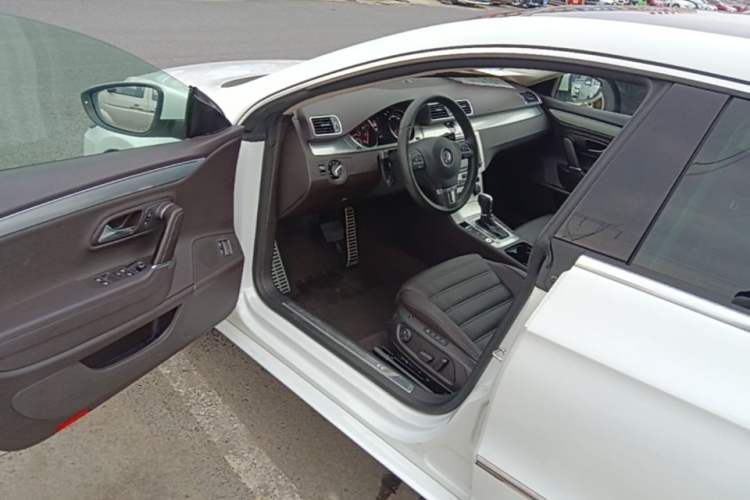 Used Volkswagen FAW-Volkswagen CC 2018 1.8TSI Luxury Model Driver Seat