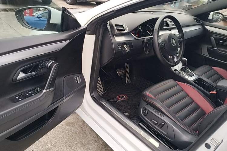 Used Volkswagen FAW-Volkswagen CC 2018 1.8TSI Luxury Model Driver Seat