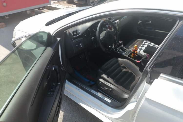 Used Volkswagen FAW-Volkswagen CC 2018 1.8TSI Luxury Model Driver Seat