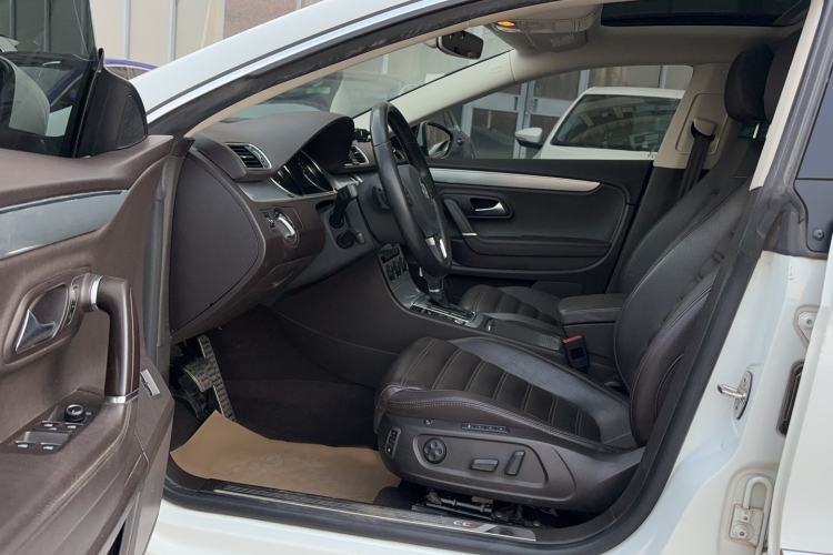 Used Volkswagen FAW-Volkswagen CC 2018 1.8TSI Luxury Model Driver Seat