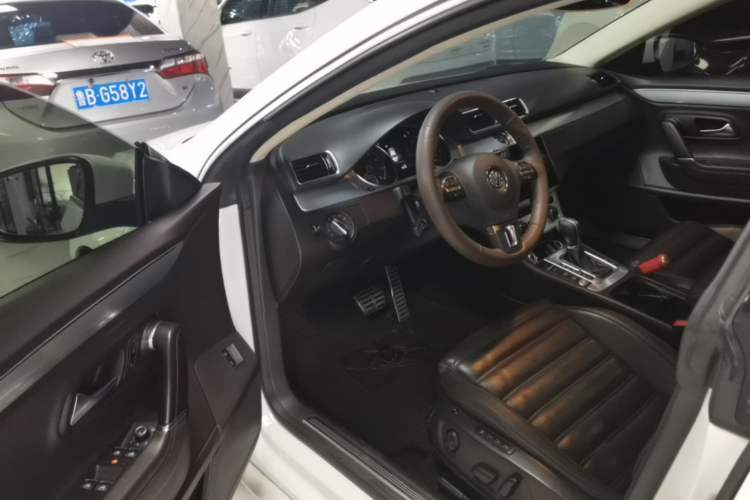 Used Volkswagen FAW-Volkswagen CC 2018 1.8TSI Luxury Model Driver Seat