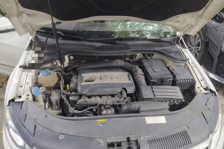 Used Volkswagen FAW-Volkswagen CC 2018 1.8TSI Luxury Model Engine Bay