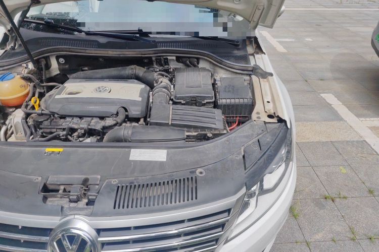 Used Volkswagen FAW-Volkswagen CC 2018 1.8TSI Luxury Model Engine Bay Left