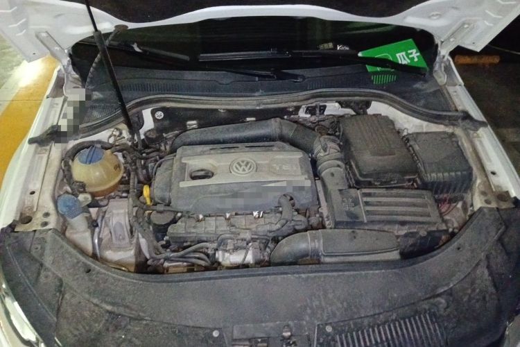 Used Volkswagen FAW-Volkswagen CC 2018 1.8TSI Luxury Model Engine Bay