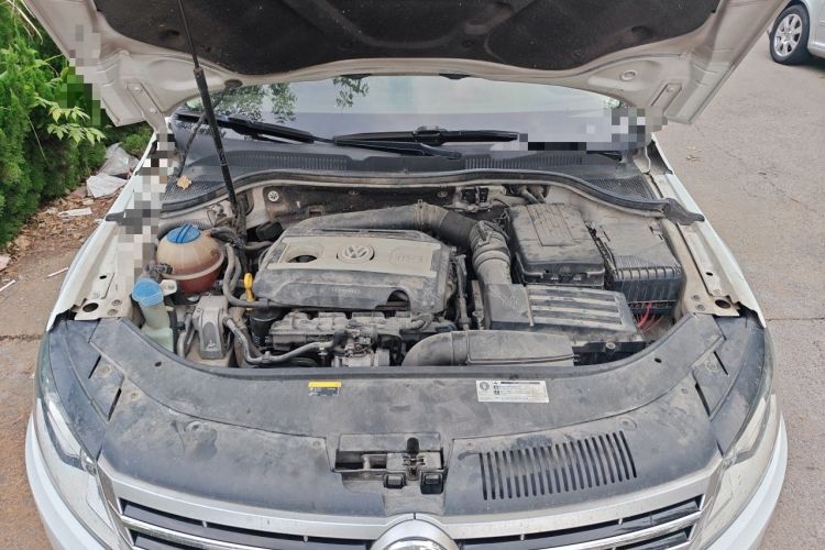 Used Volkswagen FAW-Volkswagen CC 2018 1.8TSI Luxury Model Engine Bay