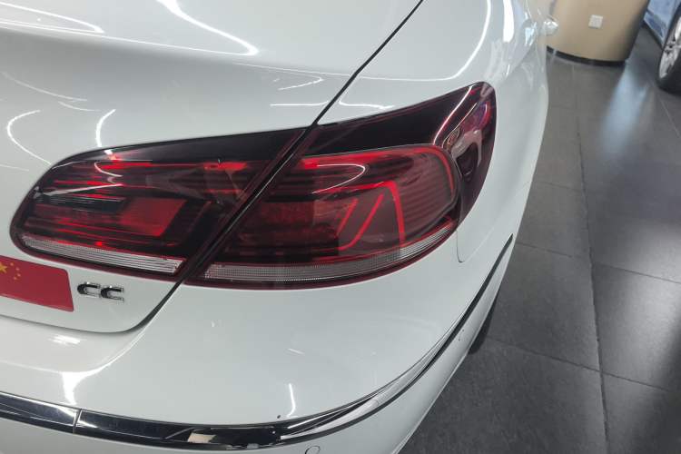 Used Volkswagen FAW-Volkswagen CC 2018 1.8TSI Luxury Model Exterior 2