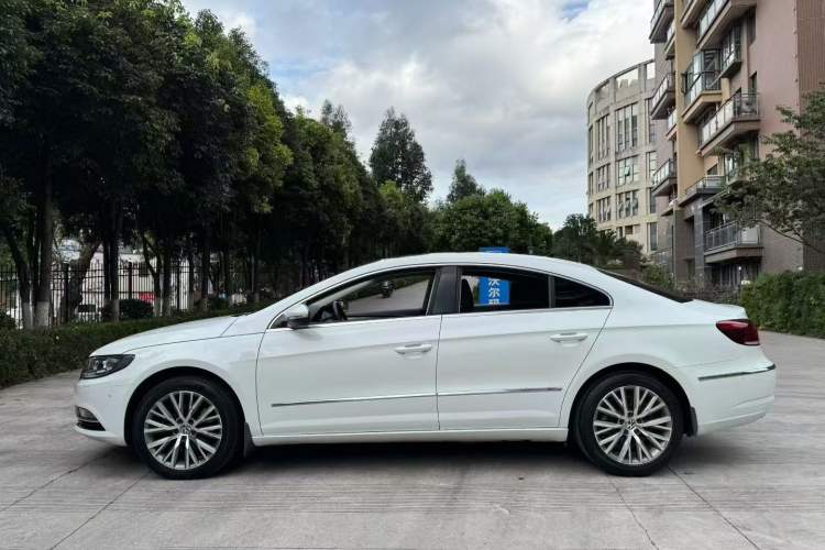 Used Volkswagen FAW-Volkswagen CC 2018 2.0 TSI Luxury Model Exterior 3