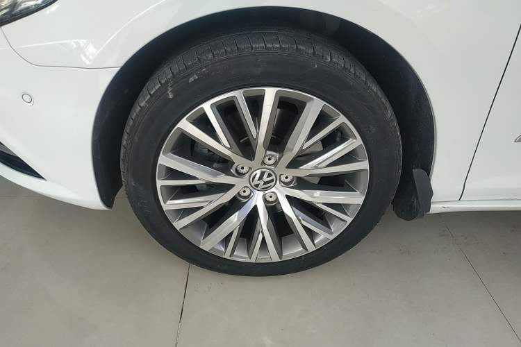 Used Volkswagen FAW-Volkswagen CC 2018 1.8TSI Luxury Model Exterior 4