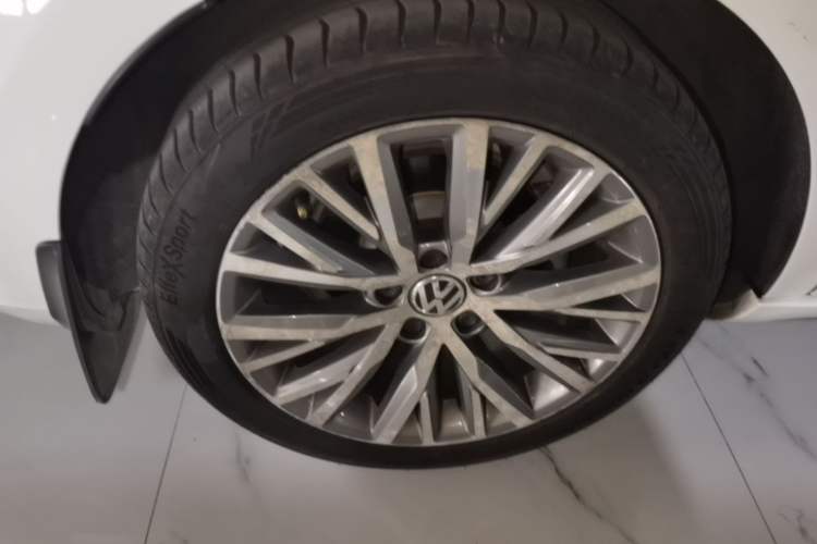 Used Volkswagen FAW-Volkswagen CC 2018 1.8TSI Luxury Model Exterior 5