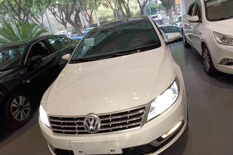 Used Volkswagen FAW-Volkswagen CC 2018 1.8TSI Luxury Model Front