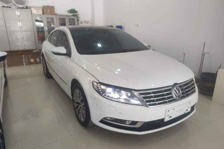 Used Volkswagen FAW-Volkswagen CC 2018 1.8TSI Luxury Model Front Right 45 Deg