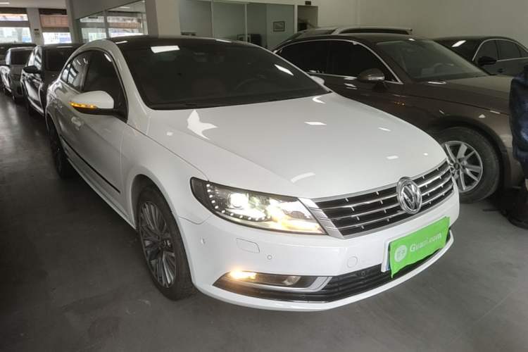 Used Volkswagen FAW-Volkswagen CC 2018 1.8TSI Luxury Model Front Right 45 Deg