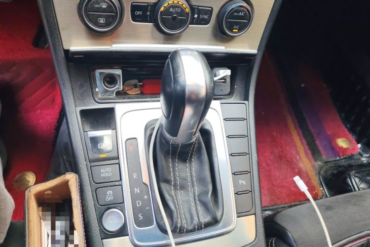 Used Volkswagen FAW-Volkswagen CC 2018 1.8TSI Prestige Model Gear Lever
