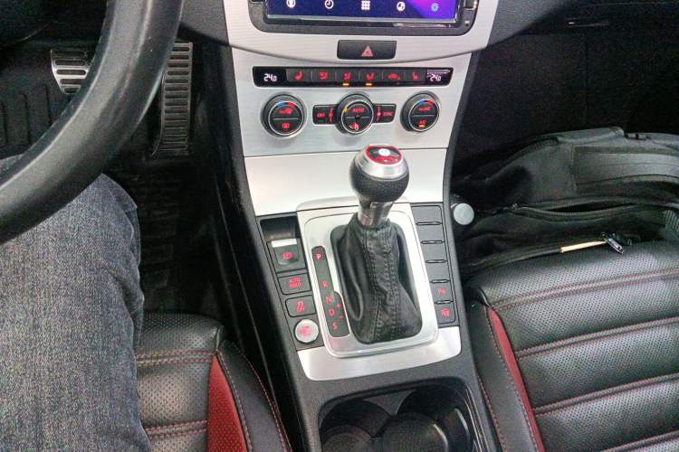 Used Volkswagen FAW-Volkswagen CC 2018 1.8TSI Luxury Model Gear Lever