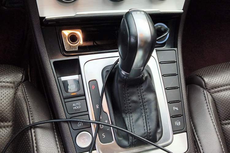 Used Volkswagen FAW-Volkswagen CC 2018 1.8TSI Luxury Model Gear Lever