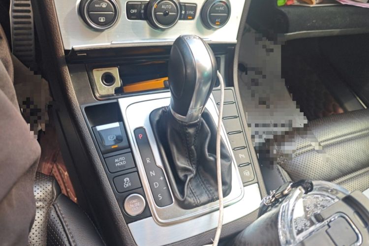 Used Volkswagen FAW-Volkswagen CC 2018 1.8TSI Luxury Model Gear Lever